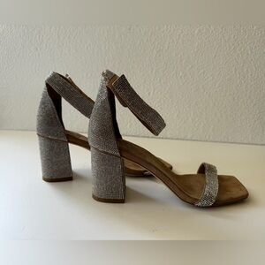 Jeffrey Campbell shinny Silver beaded heels 8 damaged